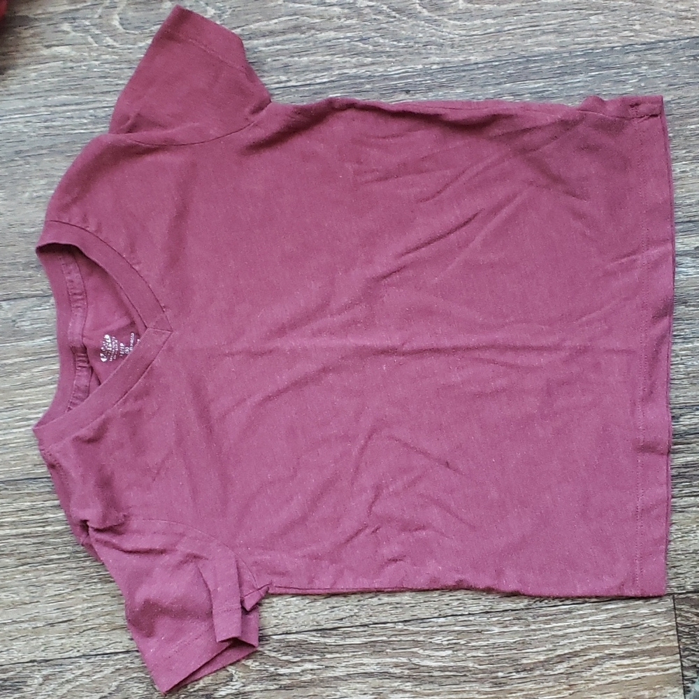 5 Basic TShirts - Picture 3 of 7